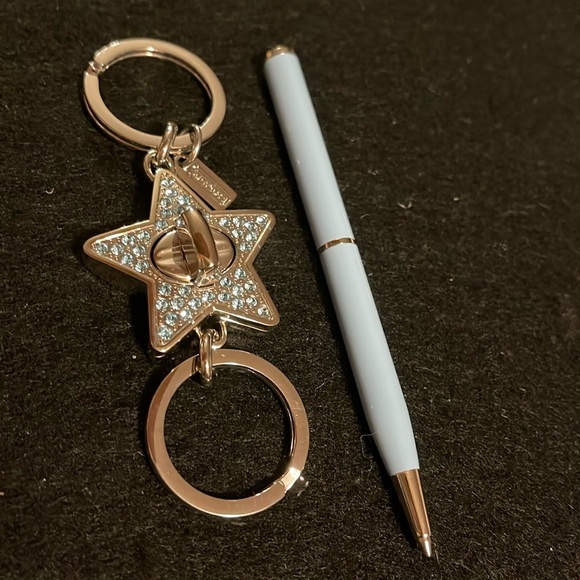 Coach Valet Keychain and Pen Set - Picture 2 of 6